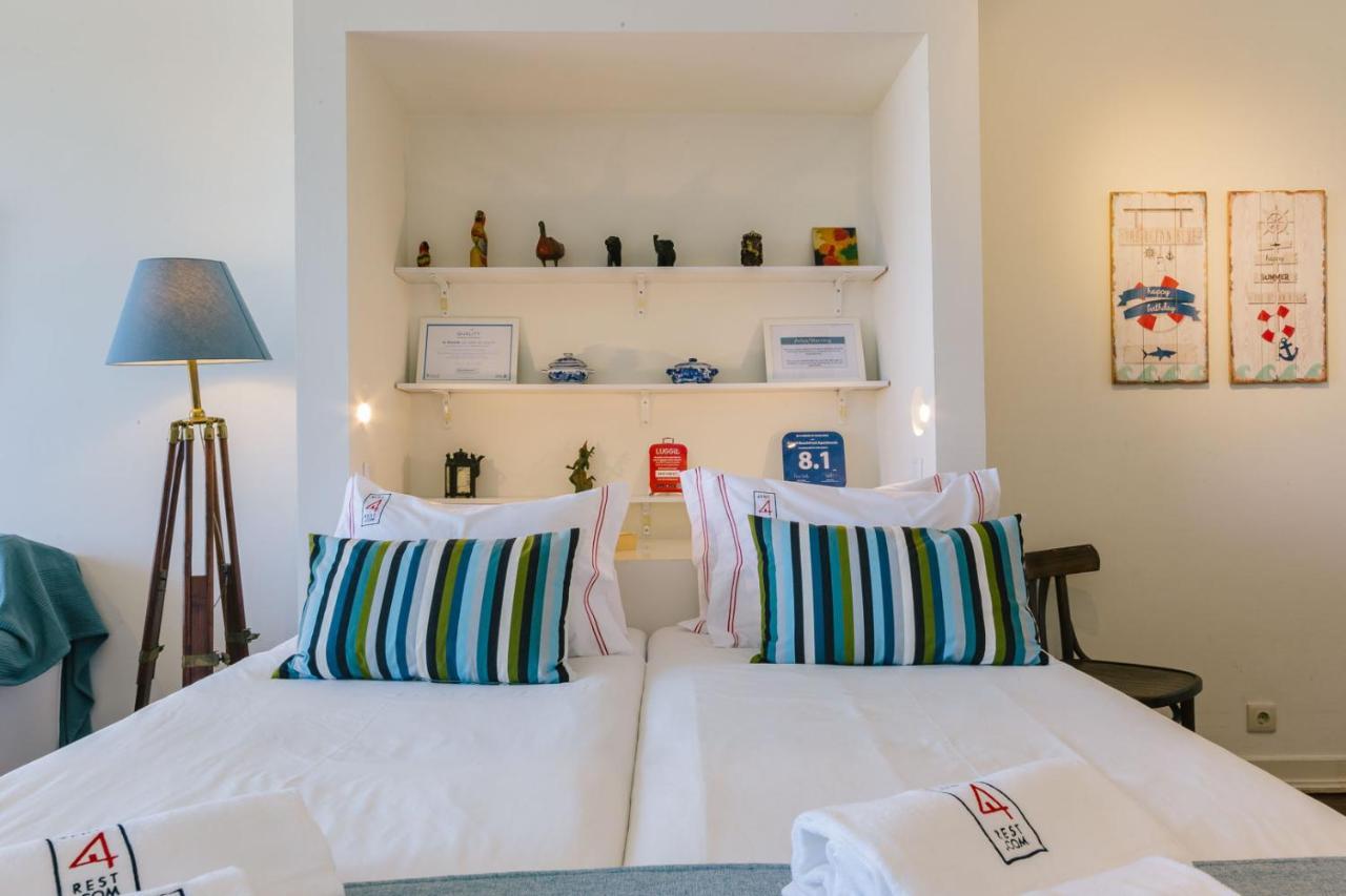 Rent4Rest Estoril Beachfront Apartments Экстерьер фото