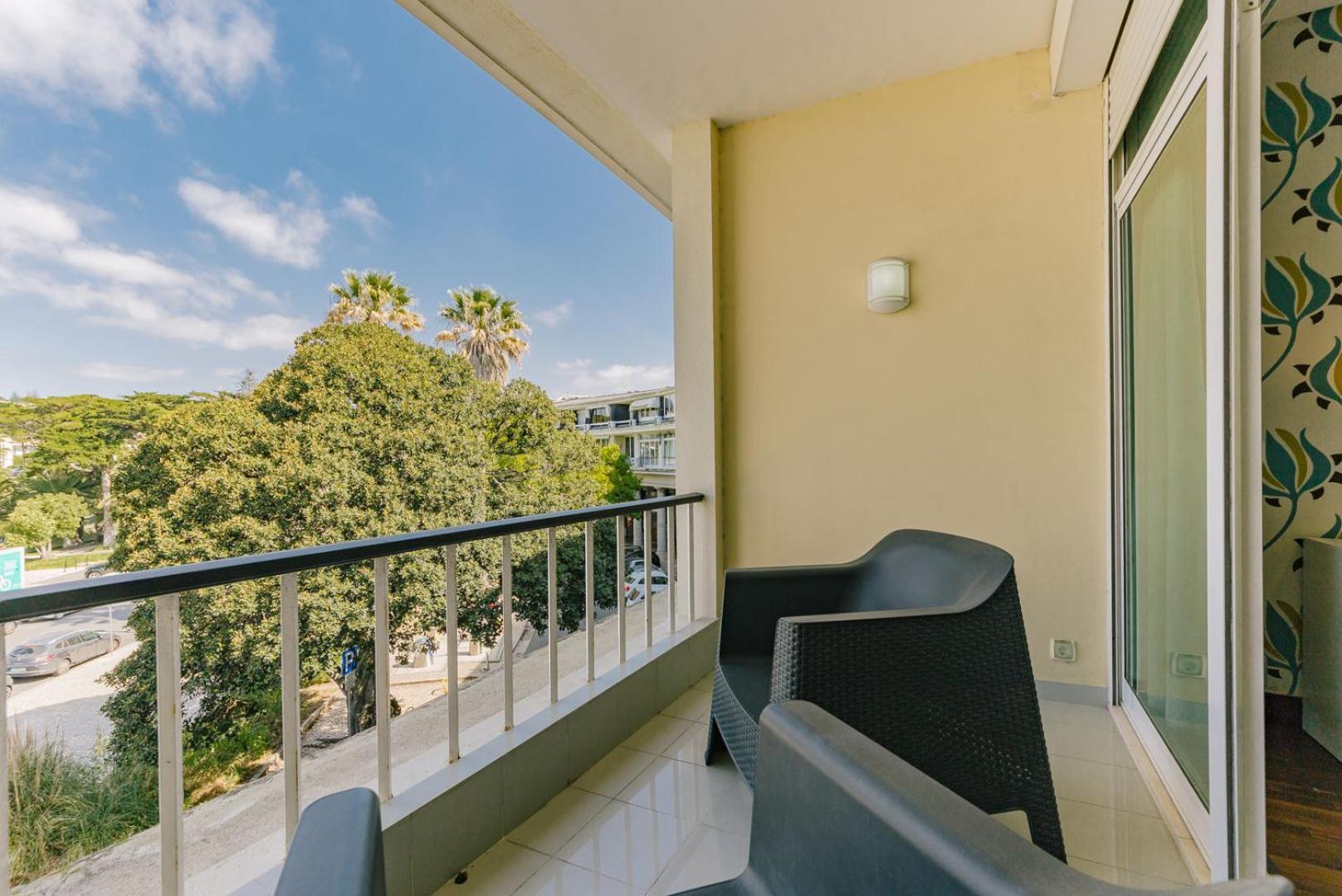 Rent4Rest Estoril Beachfront Apartments Экстерьер фото